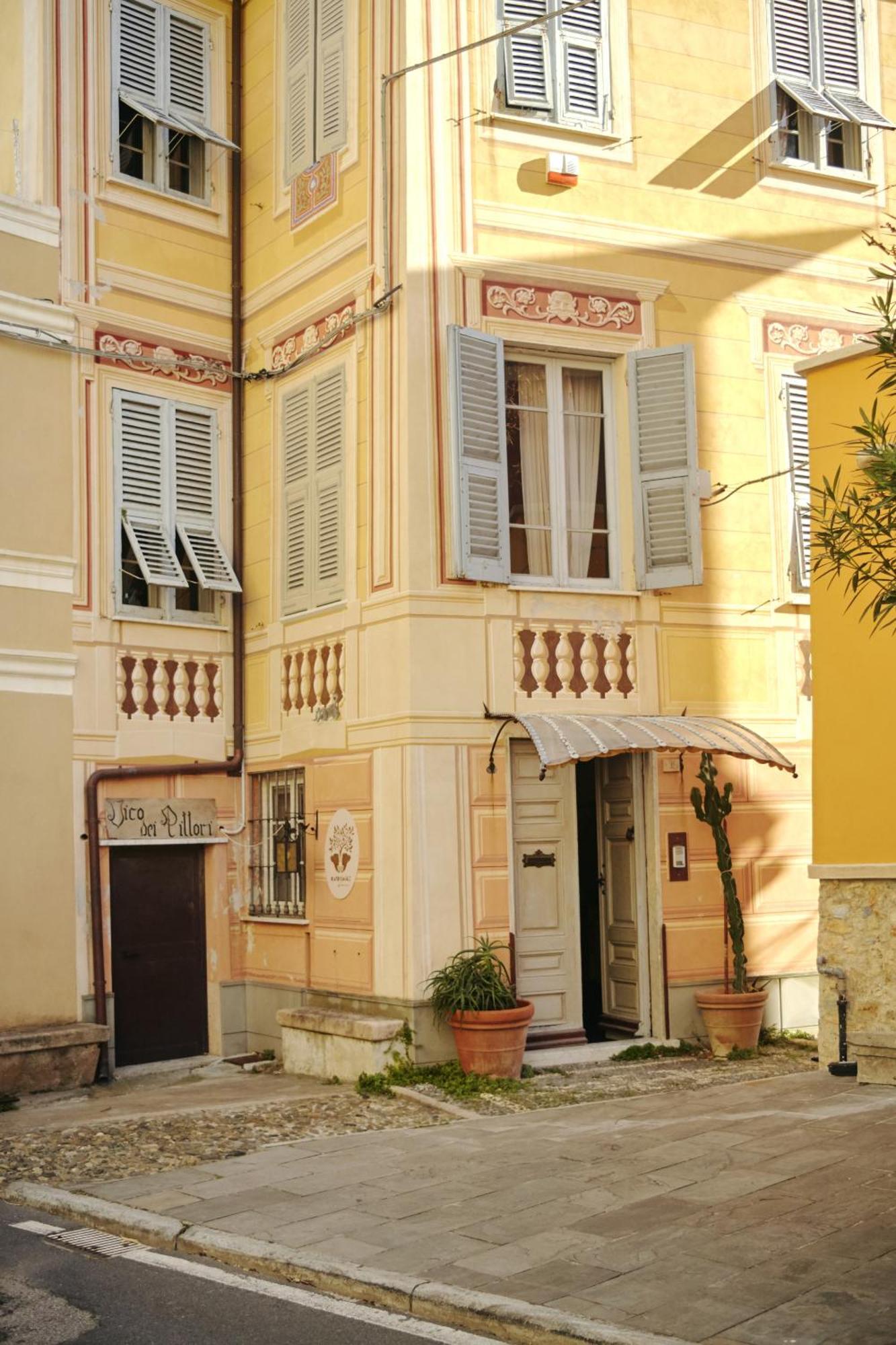 B&B Giardinidivale A 2 Chilometri Da Finale Ligure ボルジョ・ヴェレッツィ エクステリア 写真